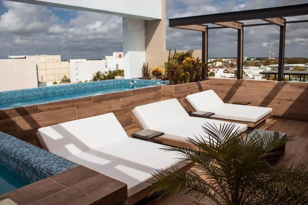 Beachside Studio & Jacuzzi Bliss Playa del Carmen