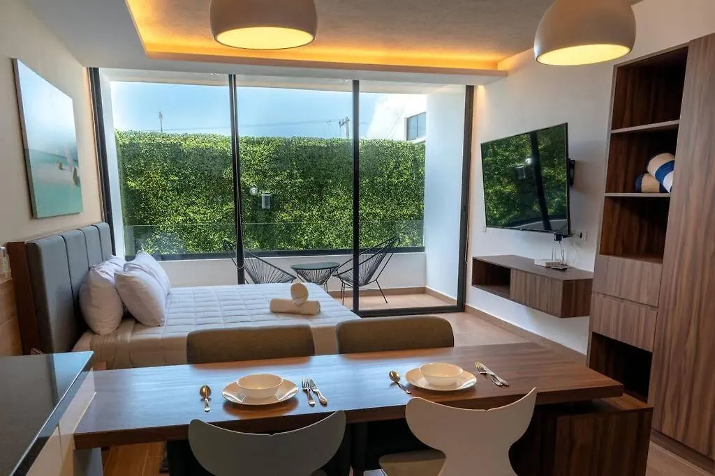 Beachside Studio & Jacuzzi Bliss Playa del Carmen Apartment
